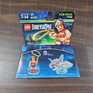 LEGO Dimensions Wonder Woman Fun Pack - Red, Blue, Gold